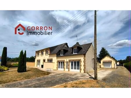 spacieuse propriété individuelle comprenant deux maisons