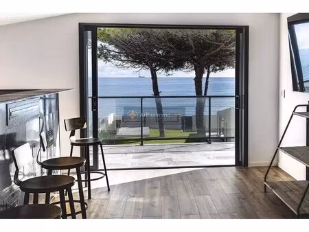 lucciana - villa standing avec piscine - face a la mer