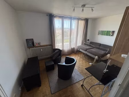 location appartement 1 pièce 27 m² à tassin-la-demi-lune (69160)
