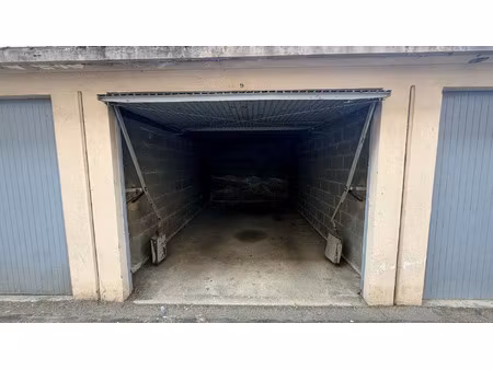 location commerce 12 m² à villefranche-sur-saône (69400)
