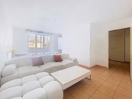 vente appartement 2 pièces 46.08 m² à ville-la-grand (74100)  193 000 €