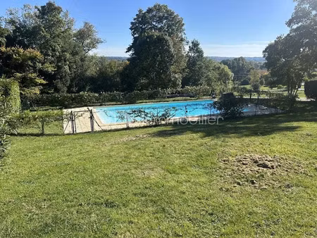 vente propriété 19 pièces 722.6 m² à agen (47000)  884 000 €
