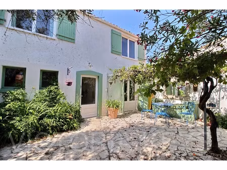 vente maison 6 pièces 125 m² à les portes-en-ré (17880)  949 000 €