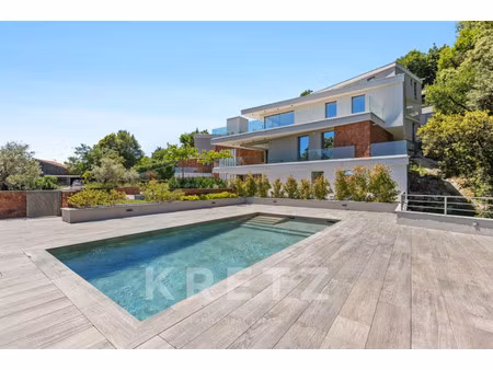 appartement de luxe à vendre à les adrets-de-l'estérel
