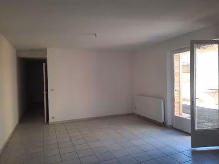 caussade centre - t3 - 68 m²