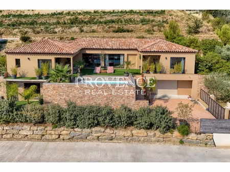 maison de luxe à vendre à le castellet