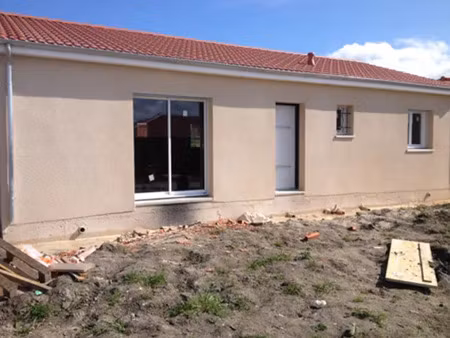 location maison 3 pièces 70 m² à ambès (33810)