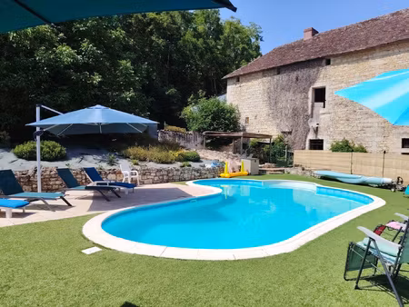 ancienne abbaye du xiie siècle - domaine d'exception avec gi