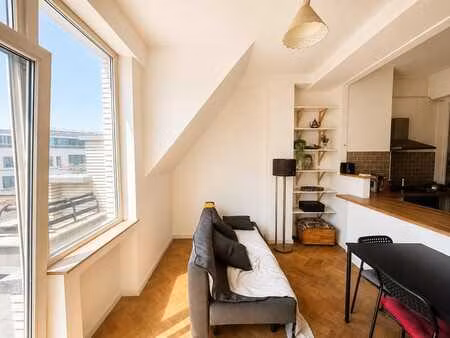 appartement 1ch a rafraichir au centre ville de bruxelles