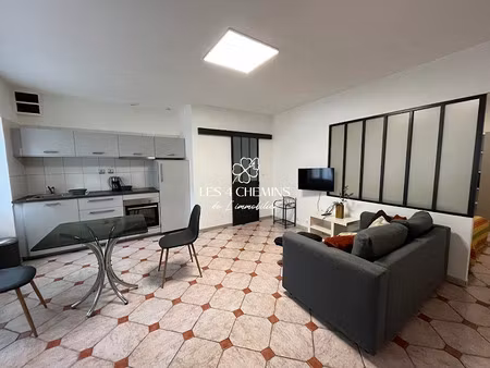 location appartement 2 pièces 40 m² à trets (13530)  650 €
