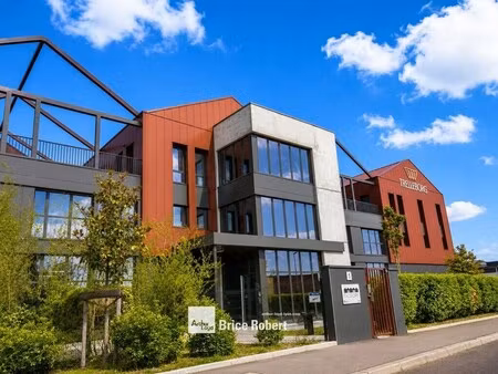 location bureaux 124 m² à 1 323 m²