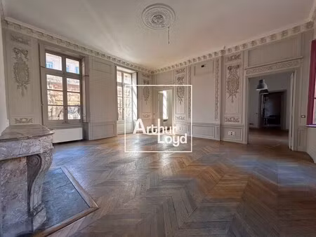 vente bureaux 130 m² à 335 m²