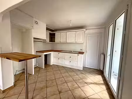 location maison 4 pièces 67.42 m² à aix-en-provence (13090)  1 497 €