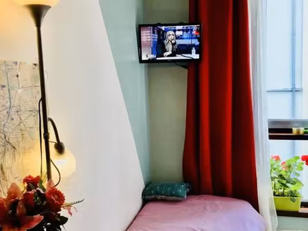 location appartement 1 pièce 10 m² à paris 18 (75018)
