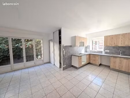 maison 3 pièces 60 m²