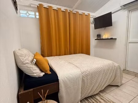 location t2 meublée cayenne