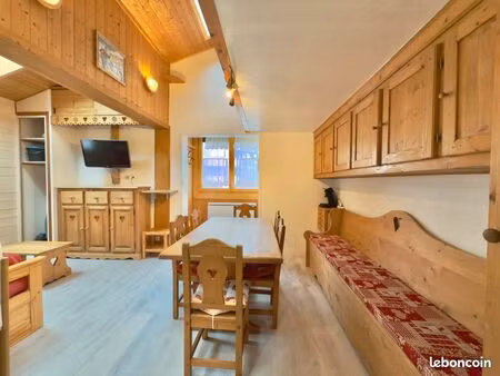 t2 duplex meublé