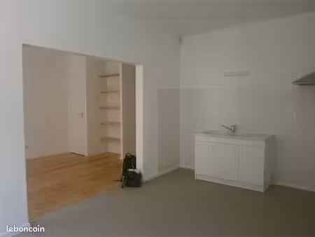 appartement 3 pièces 75 m²