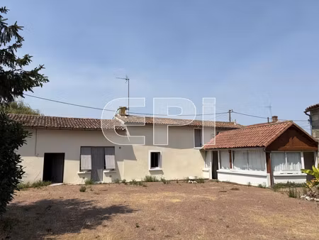 vente maison 3 pièces 76 m² montreuil-bellay (49260)