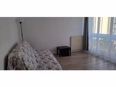 location appartement 1 pièce 32 m² à versailles (78000)
