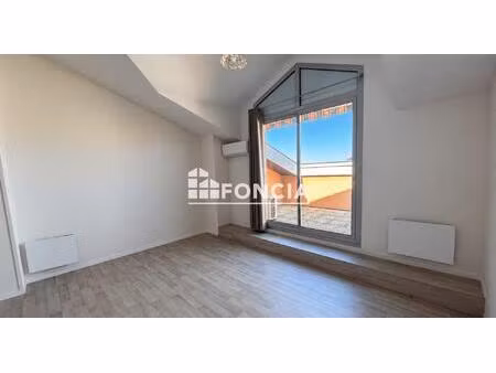 t1 bis avec terrasse   parking  ascenseur