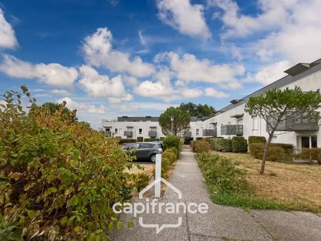 mérignac – t3 avec balcon  parking couvert et résidence sécurisée
