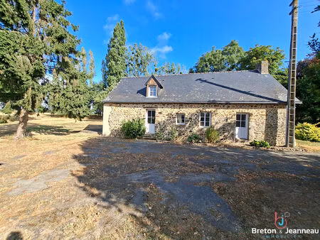 fermette 127 m² isolée à juvigné sur 1ha 10
