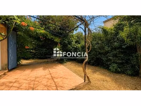 entraigues-sur-la-sorgue – villa familiale 92 m² avec garage