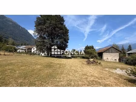 terrain constructible viabilisé de 769 m² – mercury