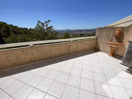 location appartement 5 pièces 151 m² à toulon (83200)