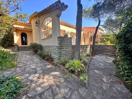 vente maison 4 pièces 173 m² toulon (83200)