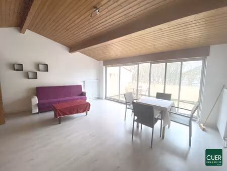t2 meublé avec terrasse -tournon sur rhone