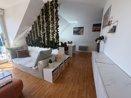 centre de gouesnac'h - appartement t2 (49m²) a louer