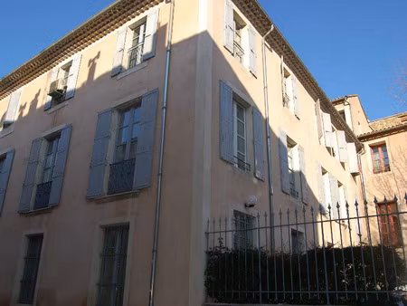 location appartement 2 pièces 69 m² à orange (84100)