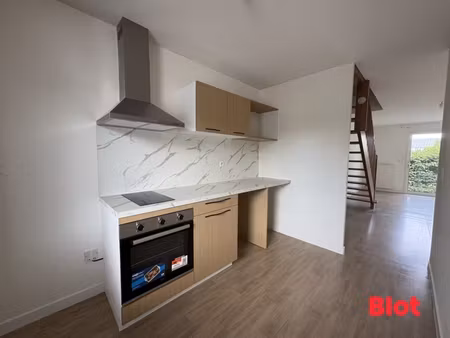 a louer sur chartres de bretagne - t3 duplex 64m² - terrasse - 2 places de parking - cave
