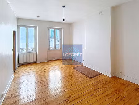 luzarches - appartement 2 pièces 47 m2