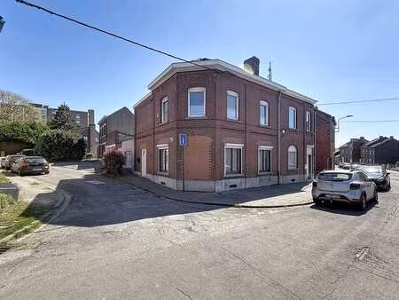 maison à rafraîchir à montignies-sur-sambre