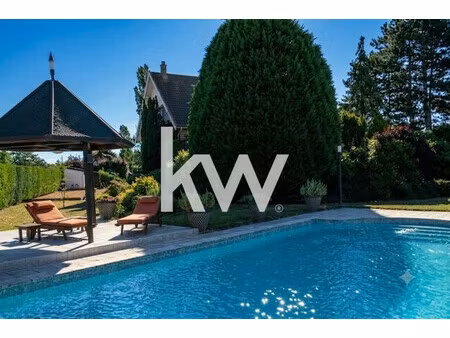 montrond les bains : maison f7 (250 m²) à vendre