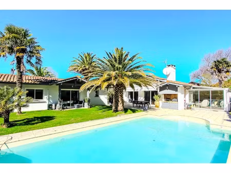 vente maison 4 pièces 171 m² biarritz (64200)