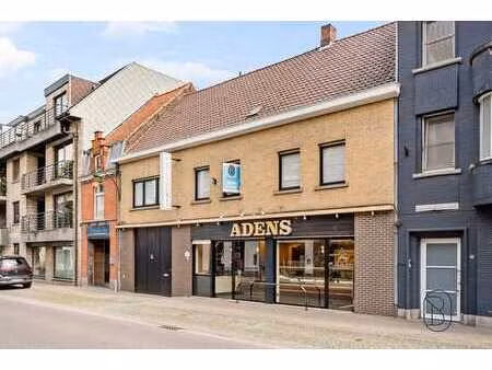 bien commercial polyvalent avec habitation séparée