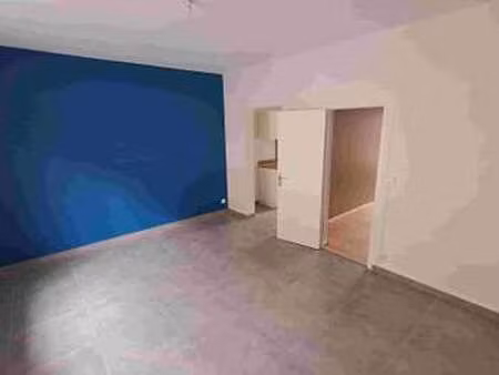 location appartement 2 pièces à caumont-sur-aure (14240) : à louer 2 pièces / 39m² caumont