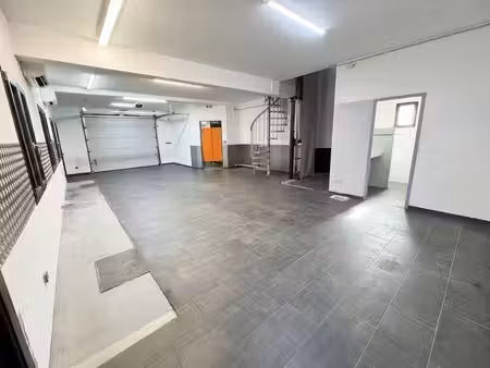 vente local commercial 10 pièces