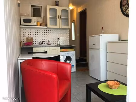joli t2 - saumur - parking gratuit -
