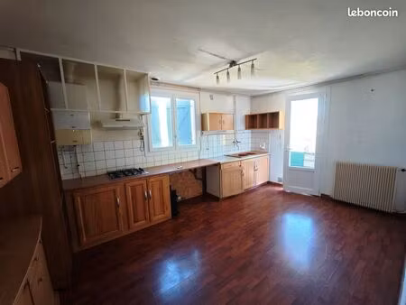 à louer – appartement 64 m² à aire-sur-l’adour