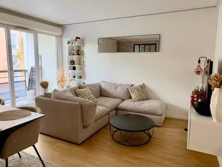 appartement t3 meublé refait à neuf – 68 m² avec cave & parking
