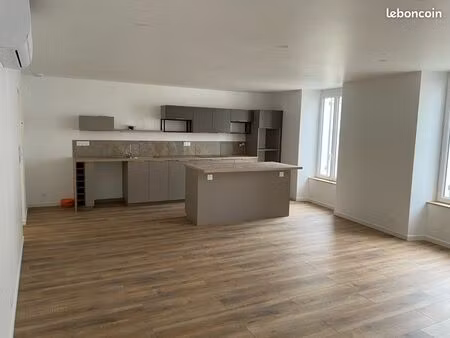appartement centre-ville de cozes