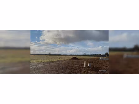 vente terrain 793 m² à naintre (86530)  53 904 €