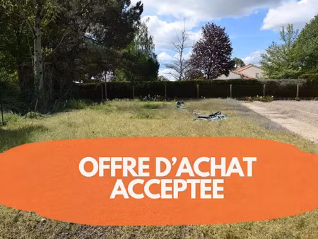 vente terrain 576 m² à geneston (44140)  71 200 €