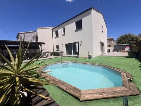 maison avec étage avec garage et jardin