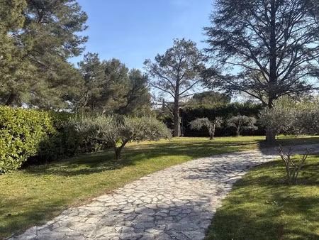 vente terrain 540 m² à charleval (13350)  180 000 €